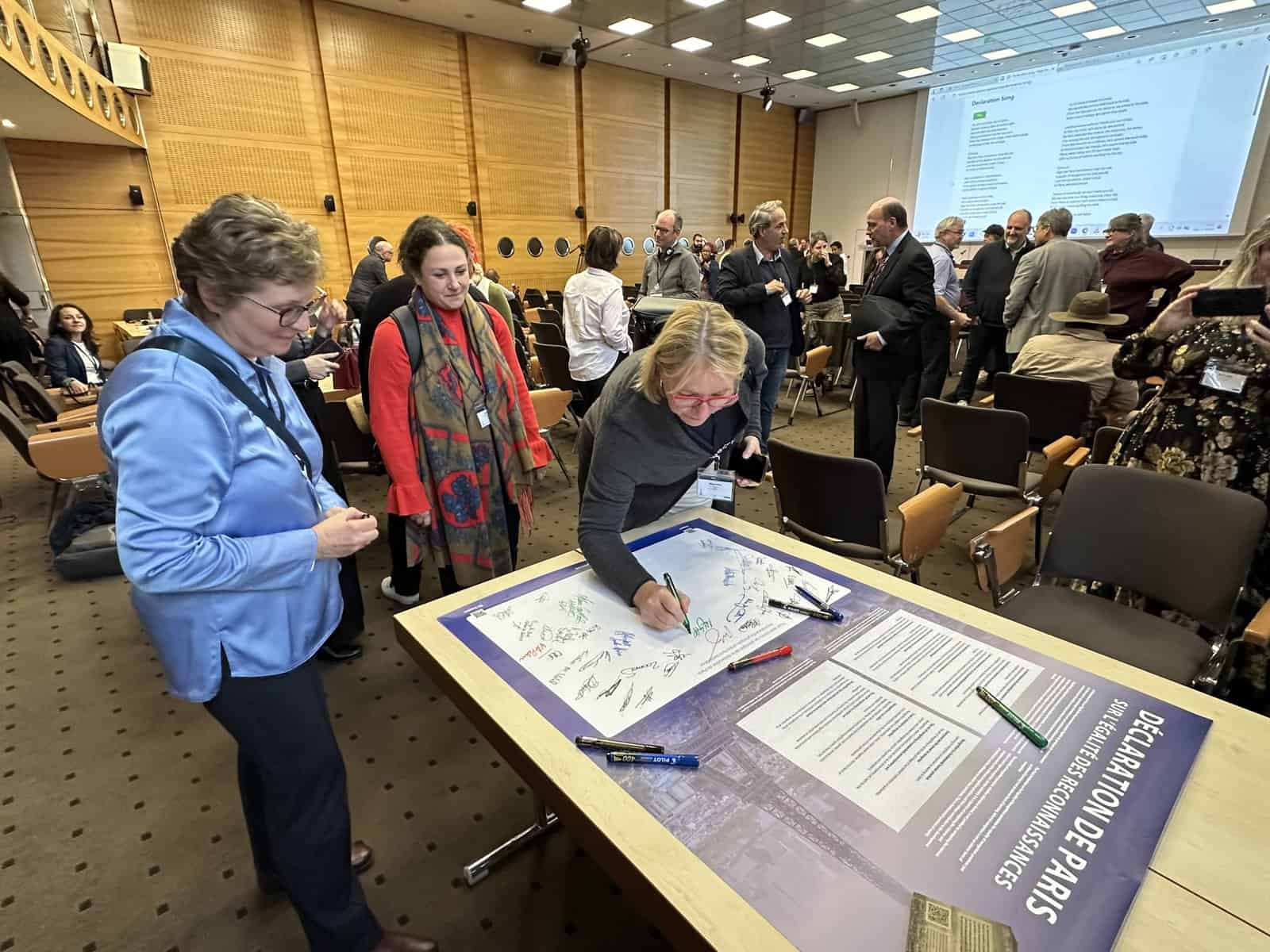 Margo Signing the Paris Declaration at ePIC 2024